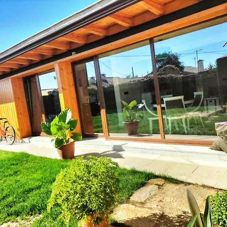 La Mirada De Amelia Nyaraló *