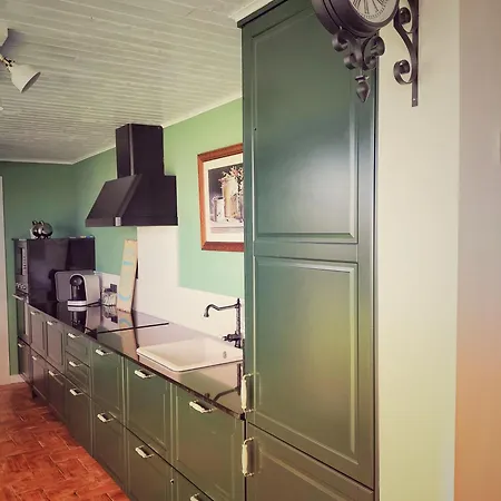 La Mirada De Amelia Nyaraló Tabera de Abajo